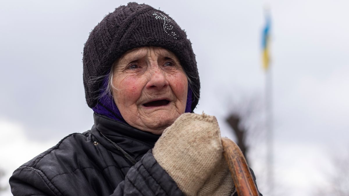 Z Ukrajiny nechtějí odejít. Spí jich třicet v místnosti velké jako třída